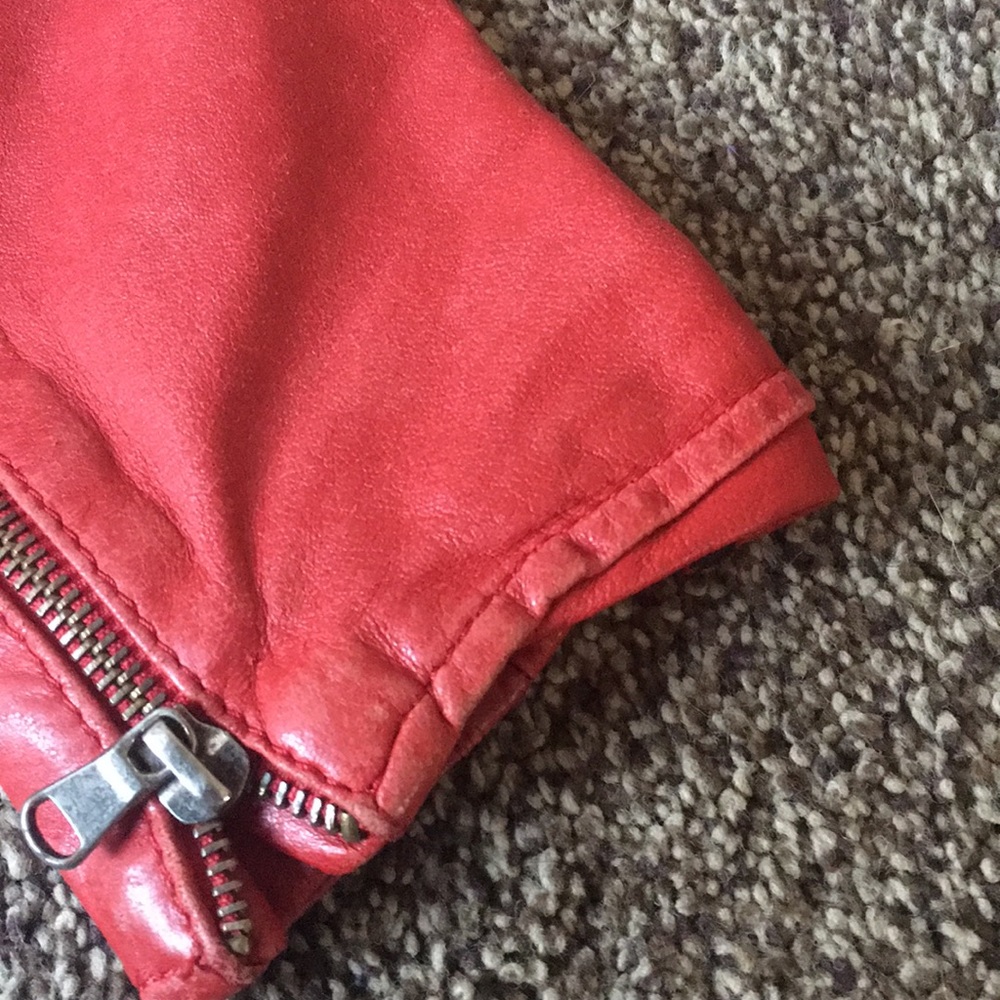 leather jacket - Picture 5 of 7